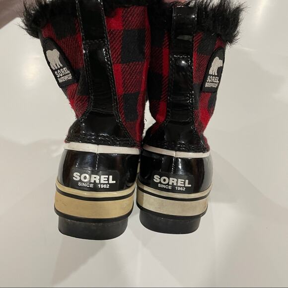 Sorel Out N About Red Buffalo Plaid Winter Rain Mud Duck Boots Size 9 - Picture 9 of 11